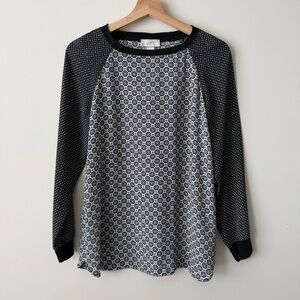 LOFT Black and White Long Sleeve Top